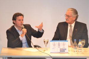 CAFYDMA entrega certificados a alumnos de cursos de capacitacion gratuita